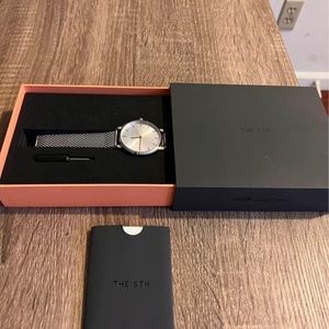 The 5th Silver Watch